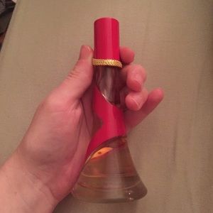 rebelle by rihanna perfume
