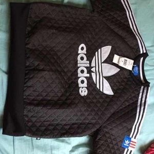 Pullover sweater