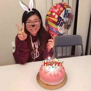 Meet your Posher, C e line