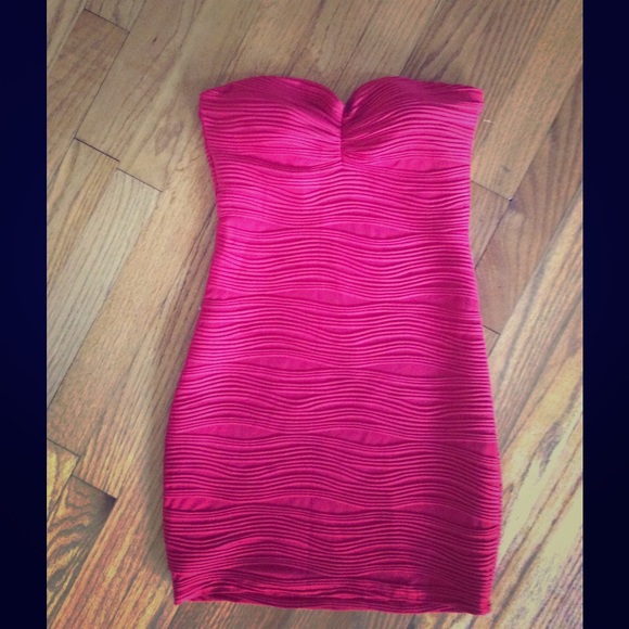 Dresses & Skirts - Sexy XS Strapless Bandage Mini Red Dress🌹