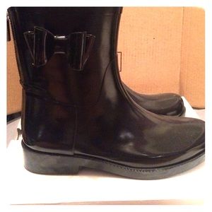Jessica Simpson rain booties