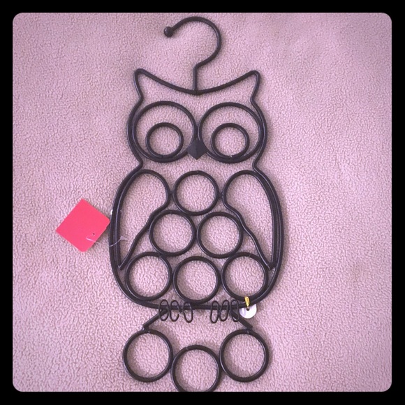 Owl Metal Scarf Holder