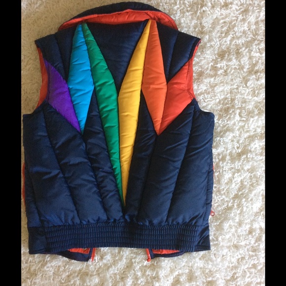 RESERVED Vintage Rainbow Puff Vest โค๏ธ๐๐๐๐ - Picture 3 of 3