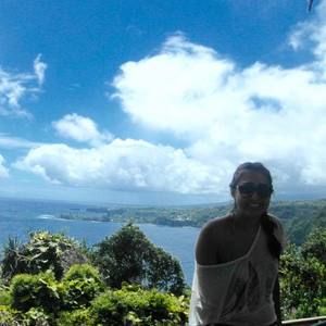 Meet your Posher, Aliya