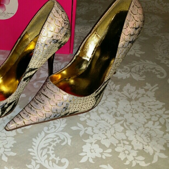 Shoes - 👠👠👠Michael Antonio Heels👠👠👠