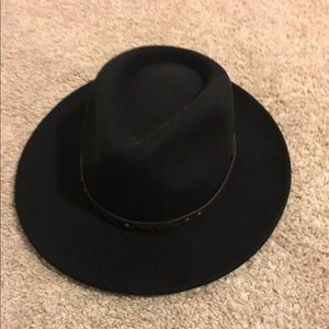 Black fedora wool hat worn once