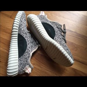 Adidas Yeezy 350 boost turtle dove women