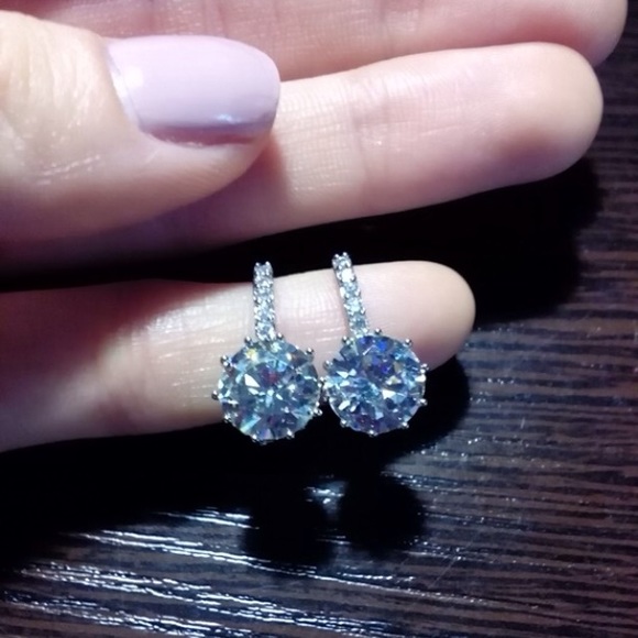 NWT Dangle Crystal Earrings