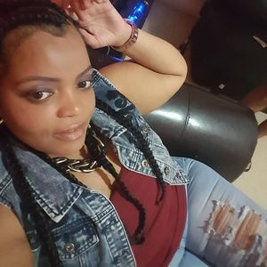 Meet your Posher, Luisa altagracia