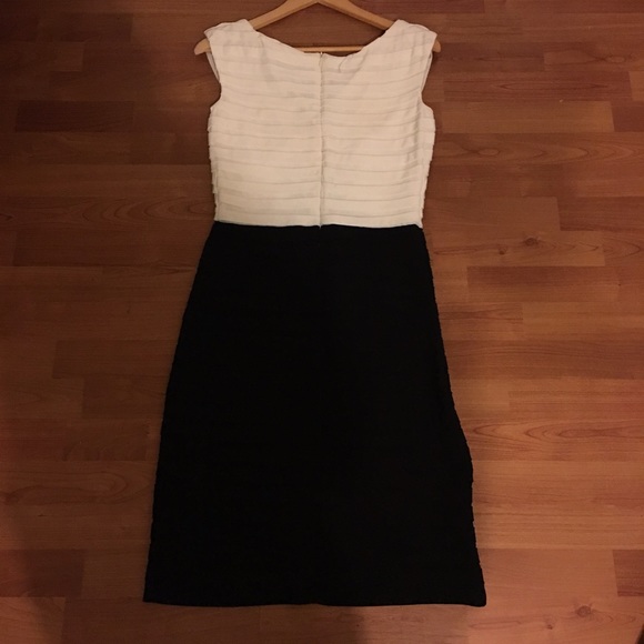 Scarlett Nite - Picture 2 of 3