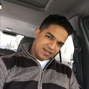 Meet your Posher, Jonathan