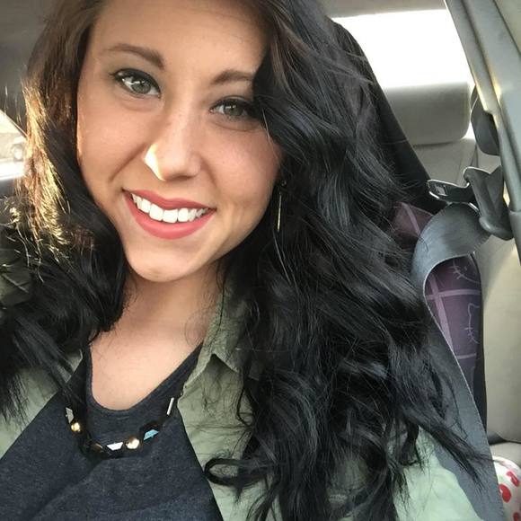 Meet your Posher, Sara - Picture 1 of 1