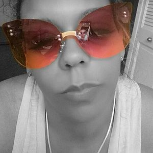 Brand New, Luxurious Frameless Sunglasses