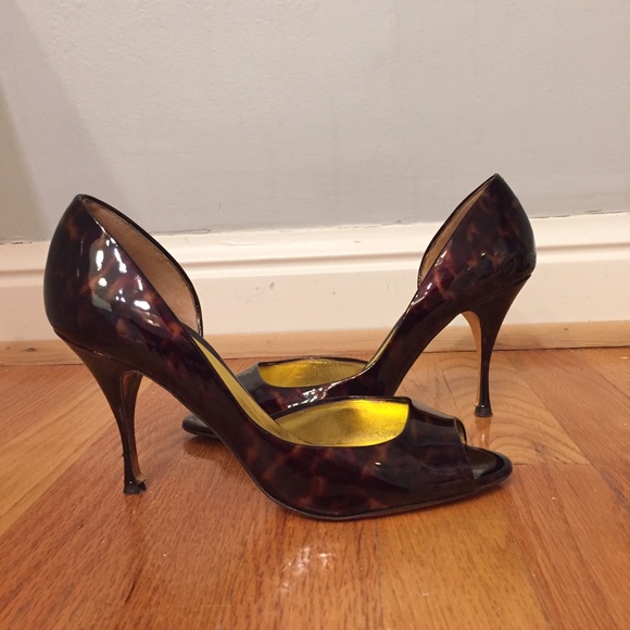 Hollywould tortoise patent leather peep toe heels