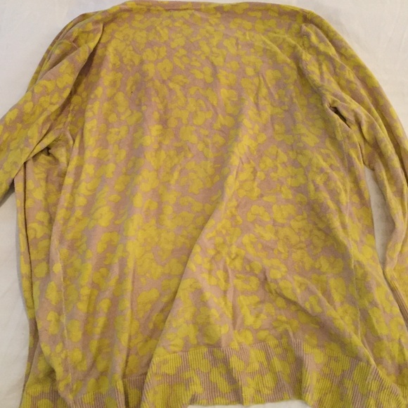 Spring Flower Patterned Cardigan - Picture 4 of 4