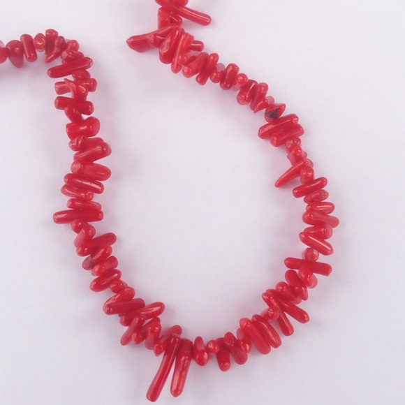 Red Sea Coral Gemstone Necklace - Picture 6 of 6