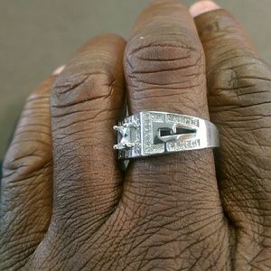 Meet your Posher, Ian