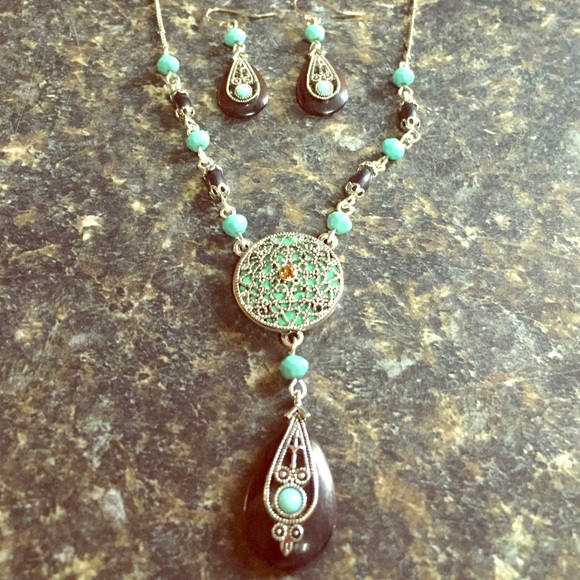 Earring and Necklace Set