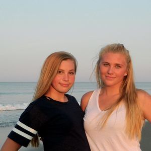 Meet your Posher, Em