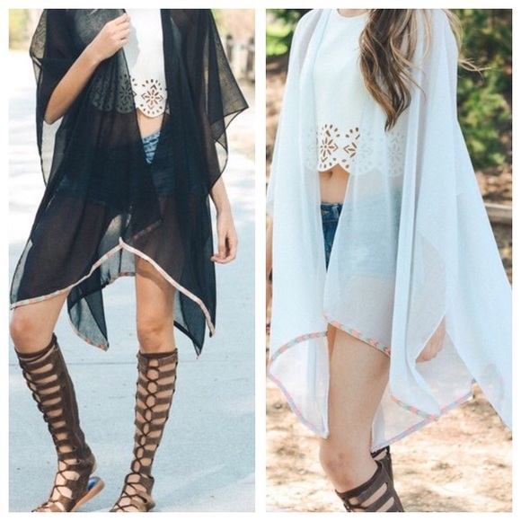 Three Bird Nest Accessories - BLACK LIGHTWEIGHT SHEER TRIBAL TRIM KIMONO, OS