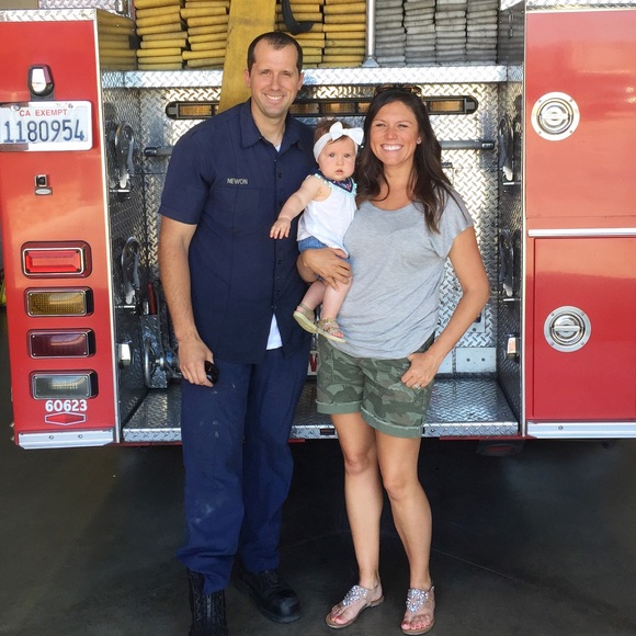 Meet your posher, Danica - Picture 3 of 4