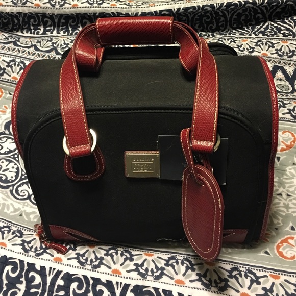 NWT Make Up Bag