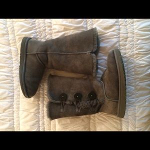 Grey Button up Uggs
