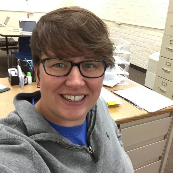 Meet your Posher, Mandy - Picture 1 of 1