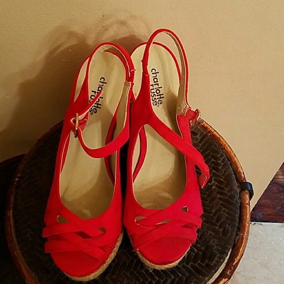 Sandals - Picture 2 of 4