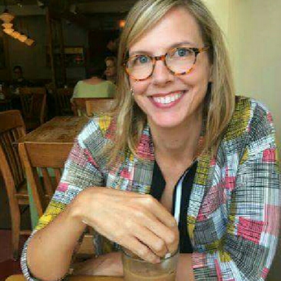 Meet your Posher, Rachel