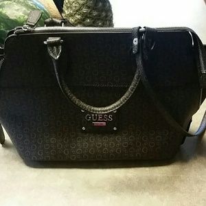 Guess Tote