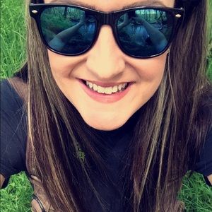 Meet your Posher, Megan