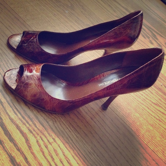 Well loved. Worn a few times. Comfortable