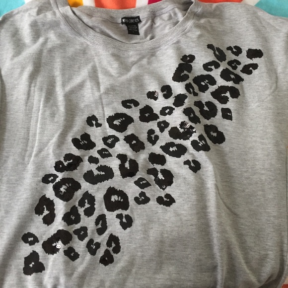 Animal print grey sweater