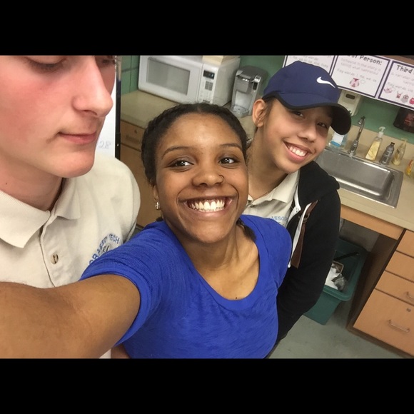 Meet your Posher, Maria - Picture 1 of 1