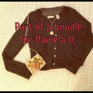 apostrophe forest green lightweight sweater set