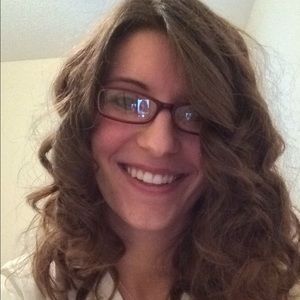 Meet your Posher, Courtney