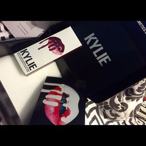 Kylie Lip Kit