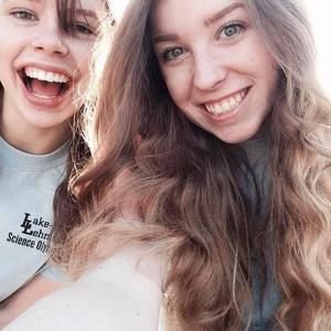 Meet your Posher, Devin