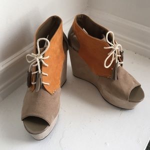 NEVER WORN lace up wedges