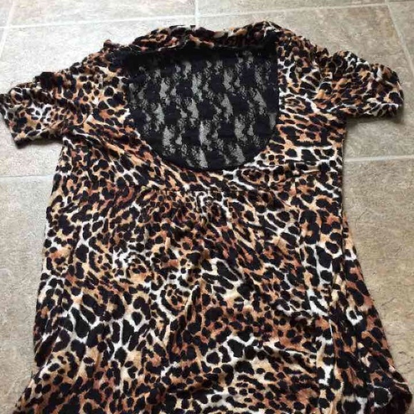 Cheetah Lace Top - Picture 3 of 3