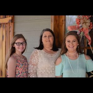 Meet your Posher, Leigh ann