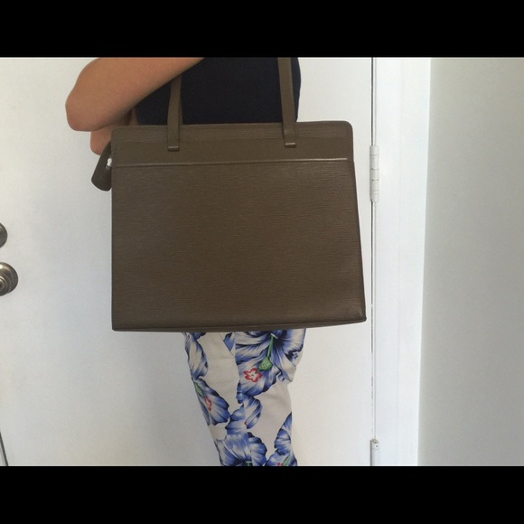 Louis Vuitton Epi Croisette GM