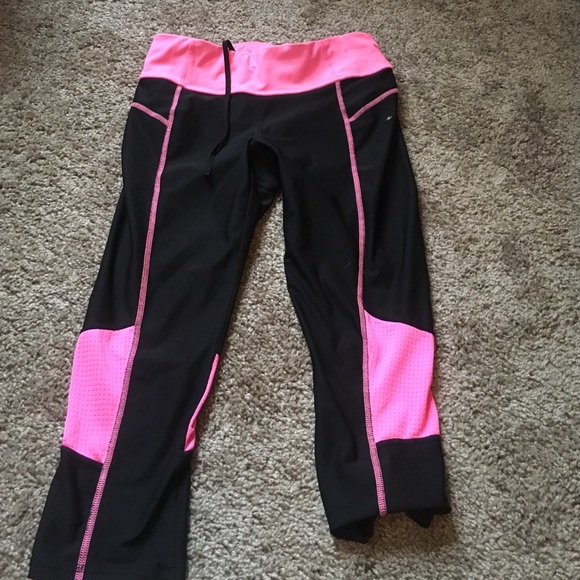 Capris gym pants - Picture 1 of 1