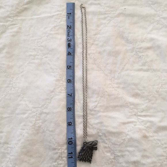 NEW Game of Thrones House Stark Pendant Necklace - Picture 4 of 4