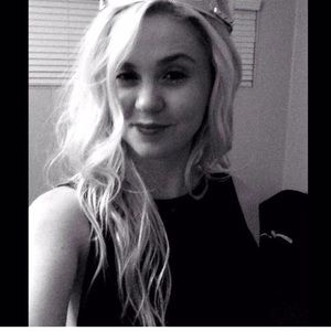 Meet your Posher, Peggy