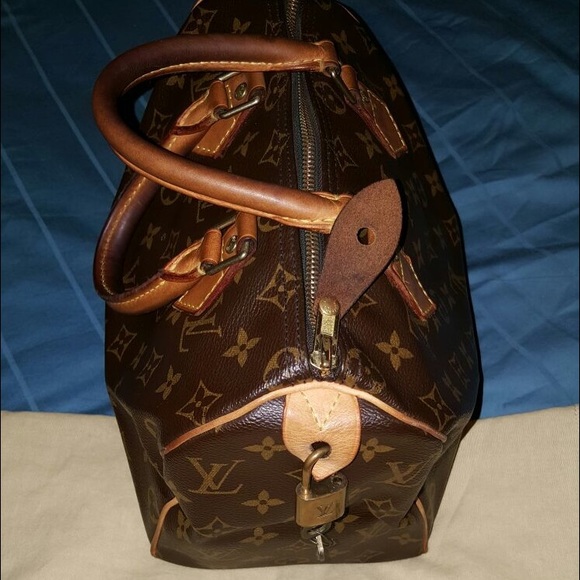 Louis Vuitton Speedy 25