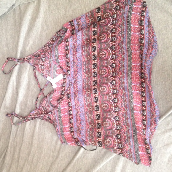 Flowy, spaghetti strapped, tank top - Picture 1 of 3