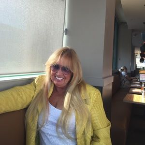 Meet your Posher, Valerie