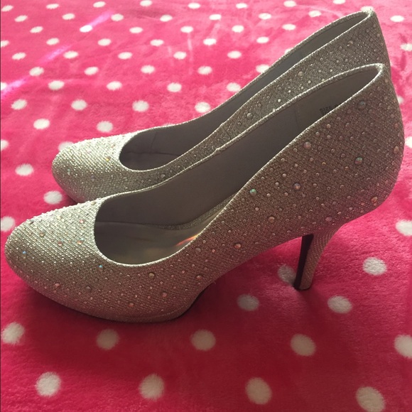 ❌❌SOLD❌❌ - Picture 2 of 4